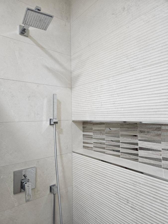 Adav Luxus Apartment فيسوكو المظهر الخارجي الصورة