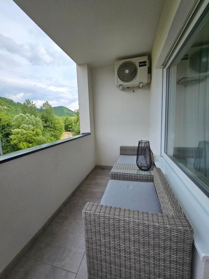 Adav Luxus Apartment فيسوكو المظهر الخارجي الصورة